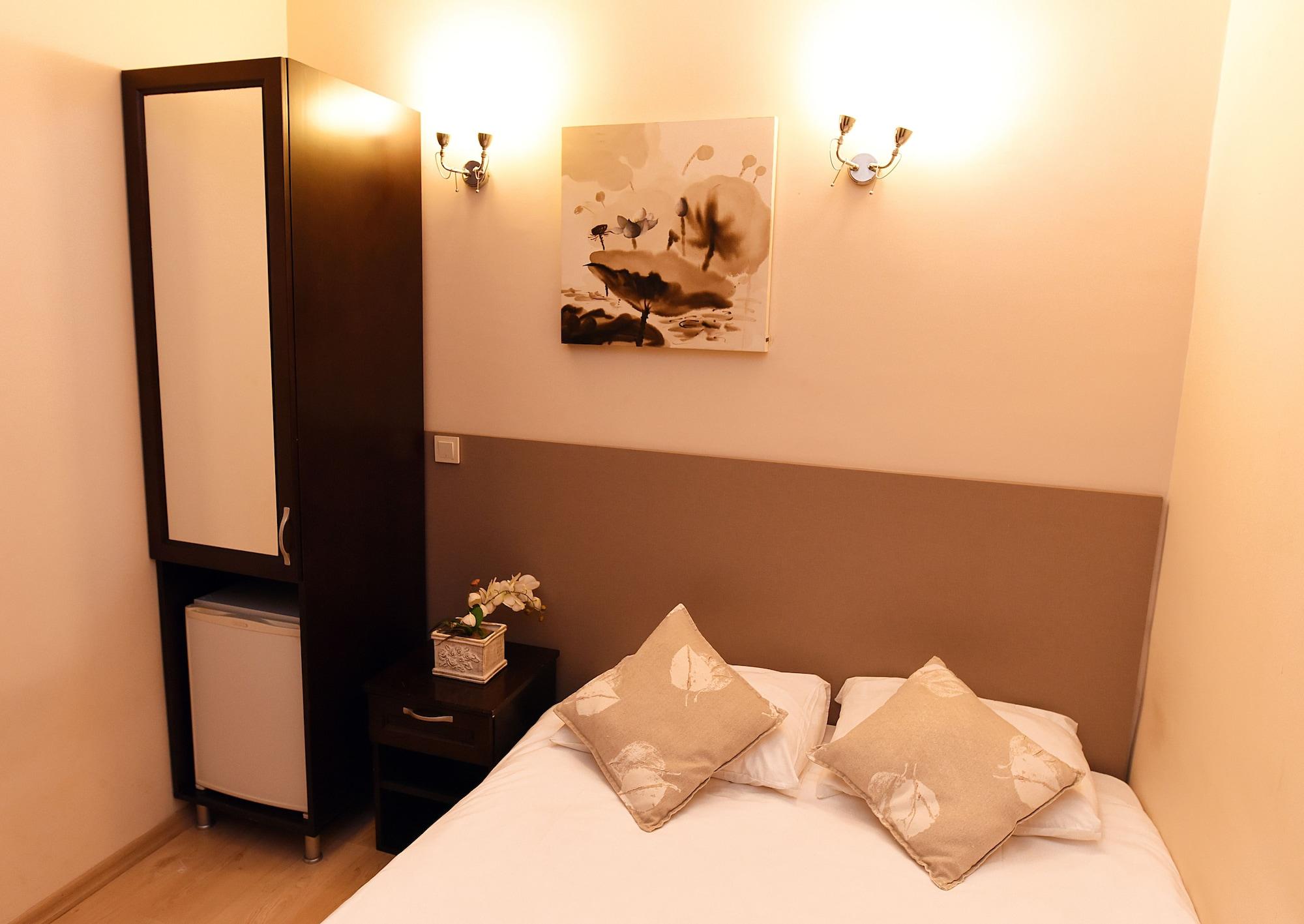 Marine House Boutique Hotel Adalar Bagian luar foto